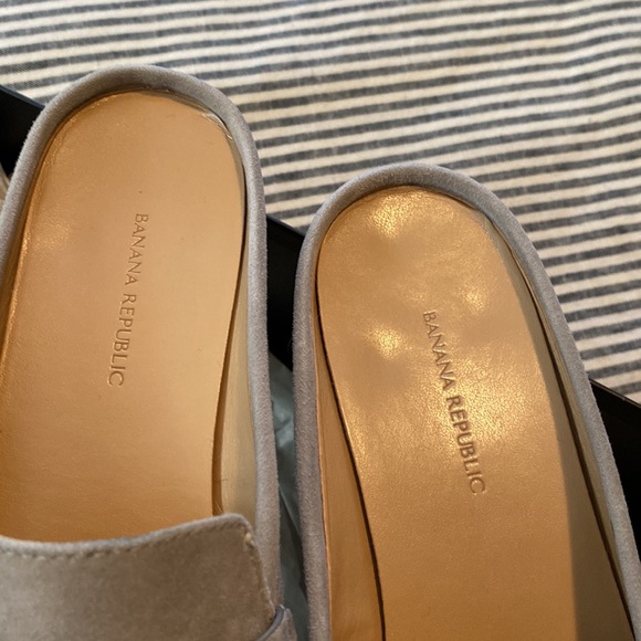 Light grey suede mules - Picture 5 of 5